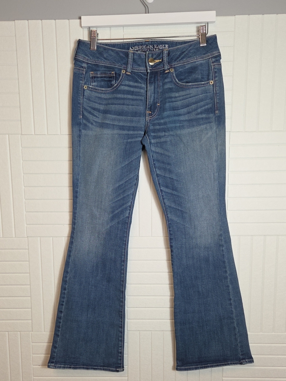 American Eagle Kick Boot Jeans Size 6 Short